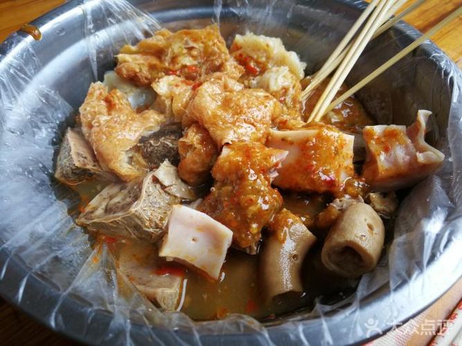 牛肠酸:贺州特色小吃的代表