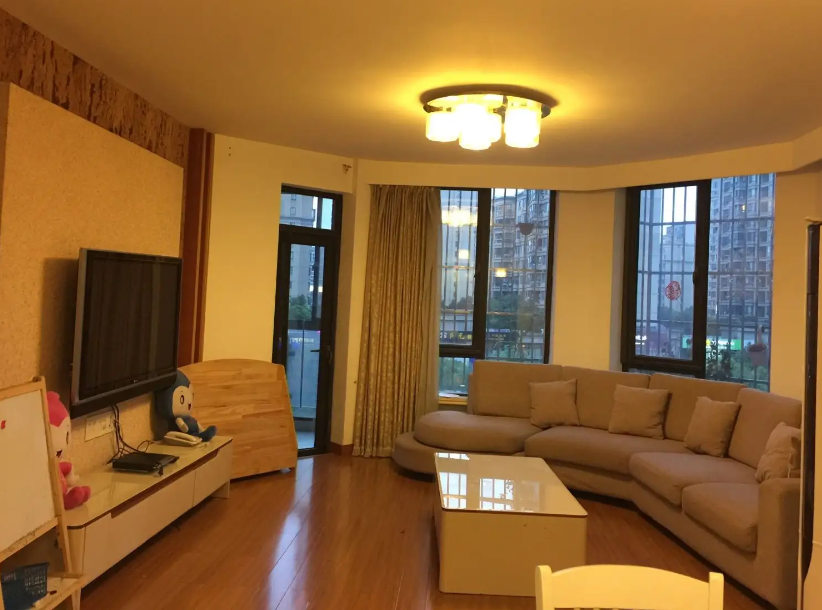 回顾"女贪虎"张双娥:利用职位大肆敛财,京沪拥有36套豪宅