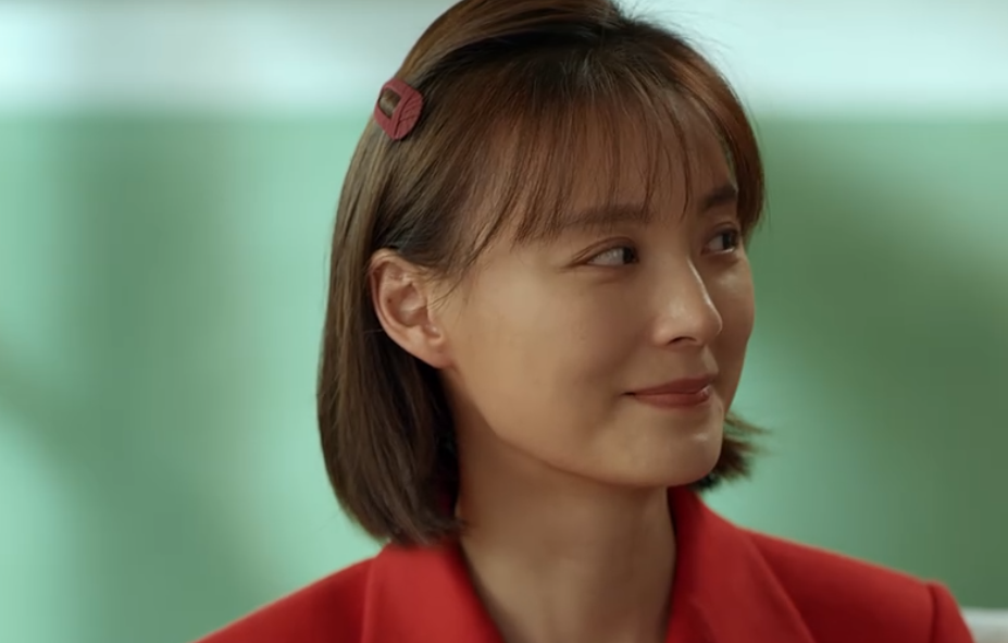 王牌部队:为顾一野挑衣去见前任,阿秀对南征的评价,暴露了人品