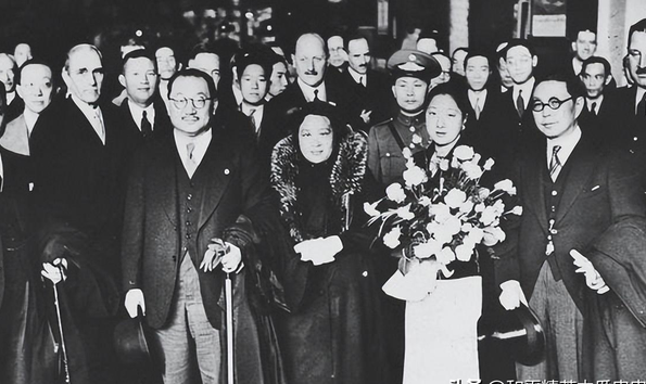 1967年孔祥熙去世前,对妻子宋霭龄感慨:孔家或将绝后!