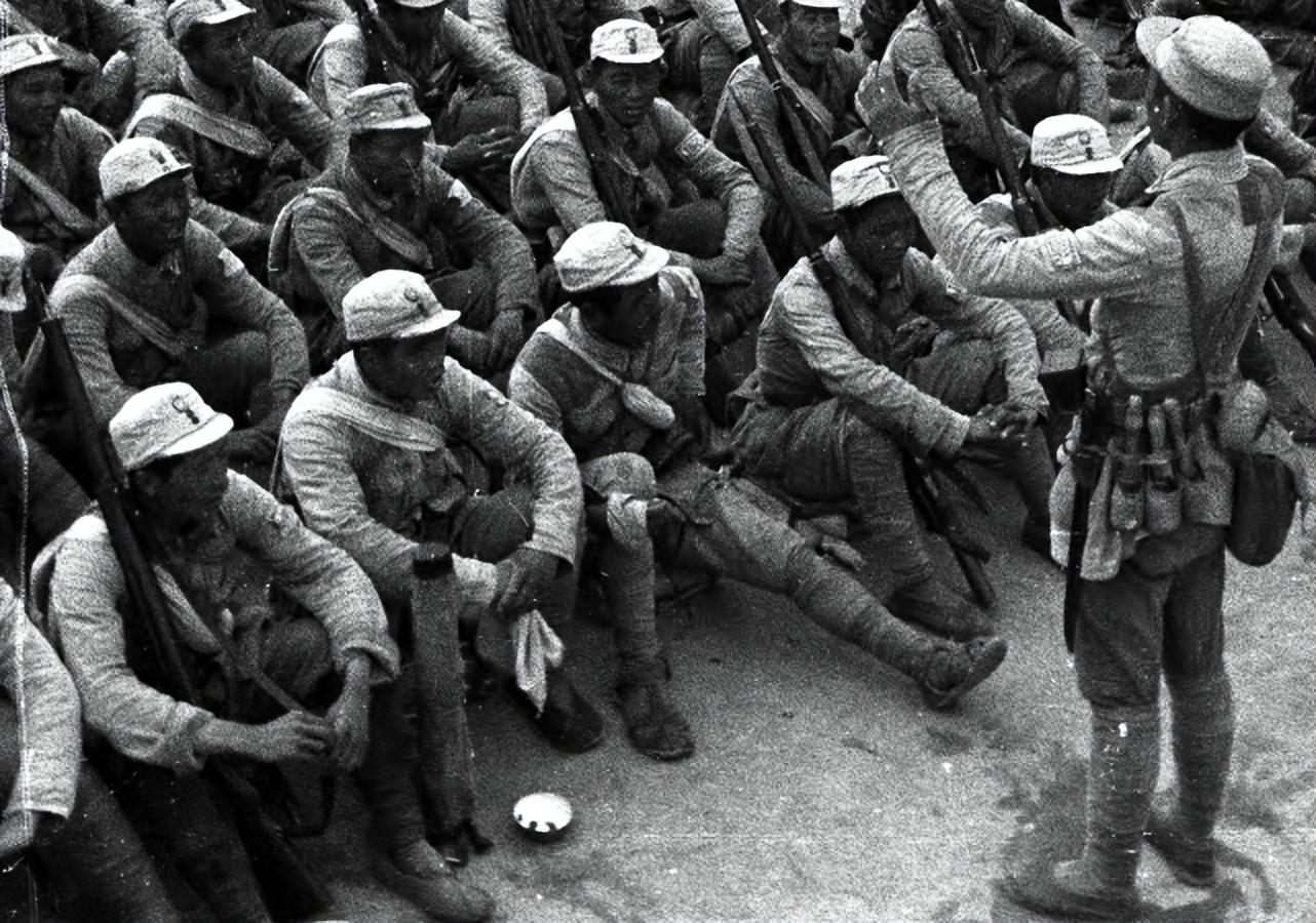 皖南事变前夕新四军处境危急胡服同志致电中央速派黄克诚过来