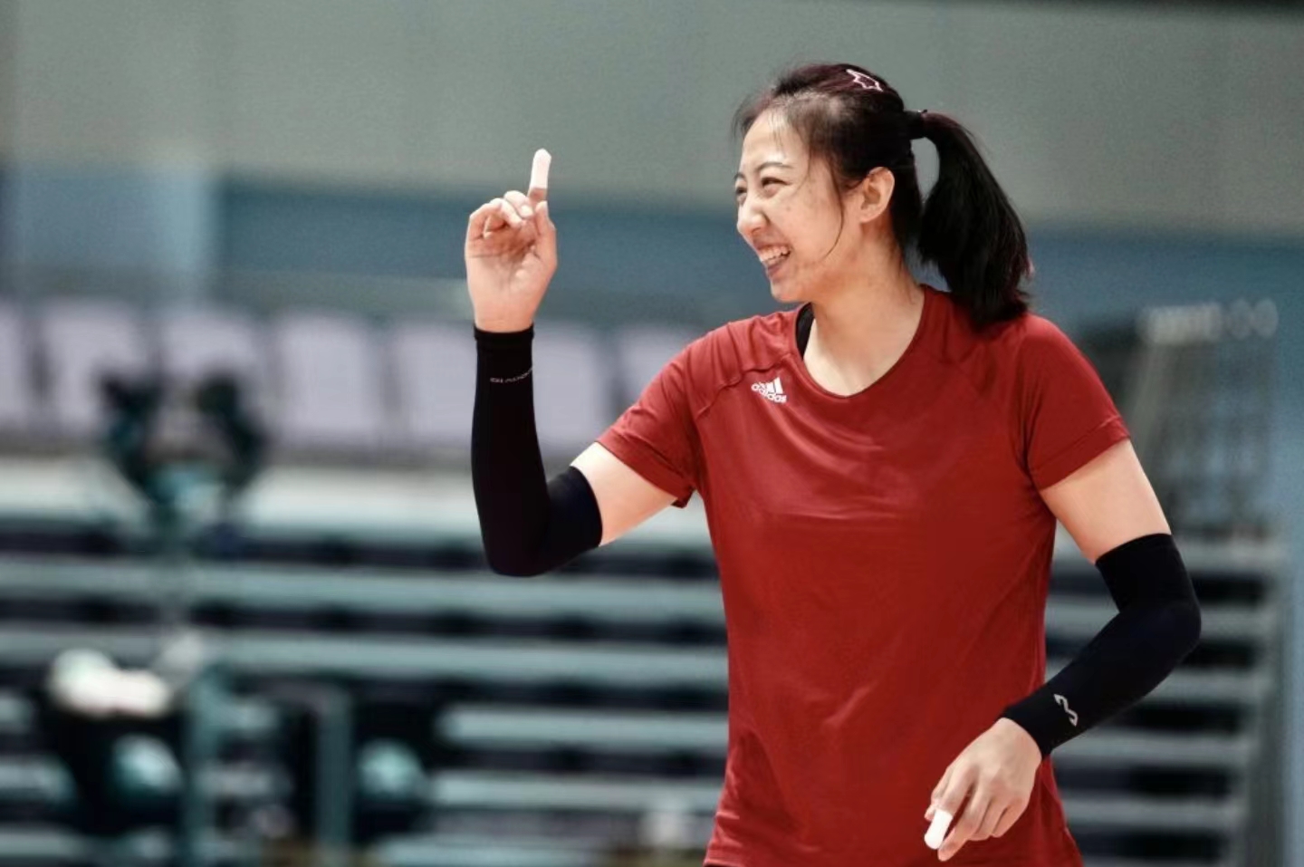 丁霞最新训练画面曝光!中国女排的二传,拥有刁琳宇 丁霞双保险