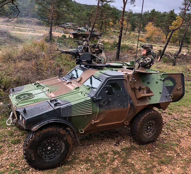 兵器知识:法国潘哈德vbl轻型装甲车