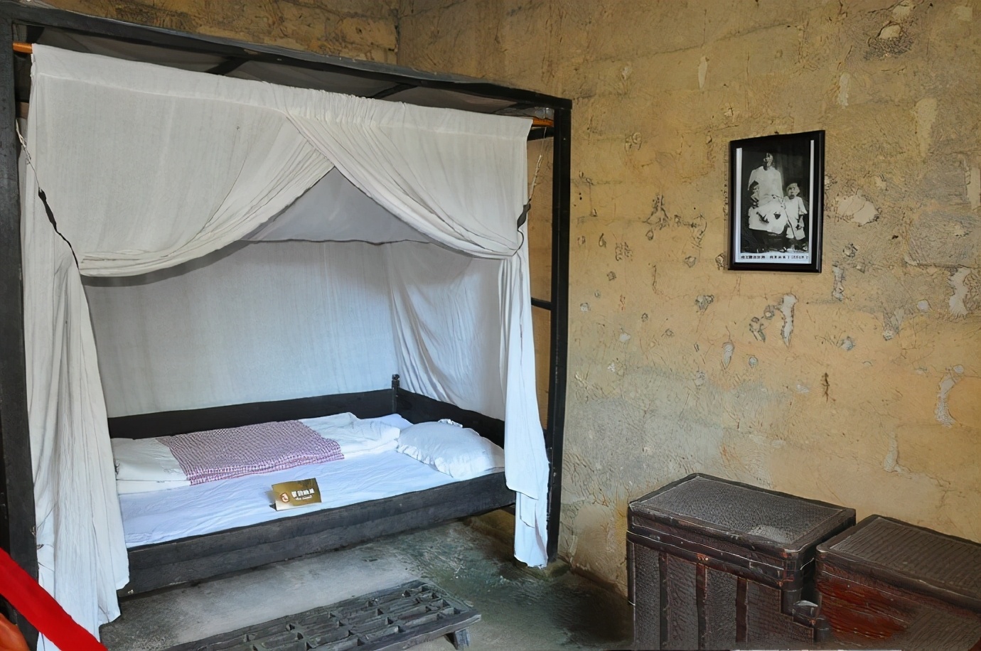 1982年长沙政府修缮杨开慧故居,发现52年前的"致润之信"