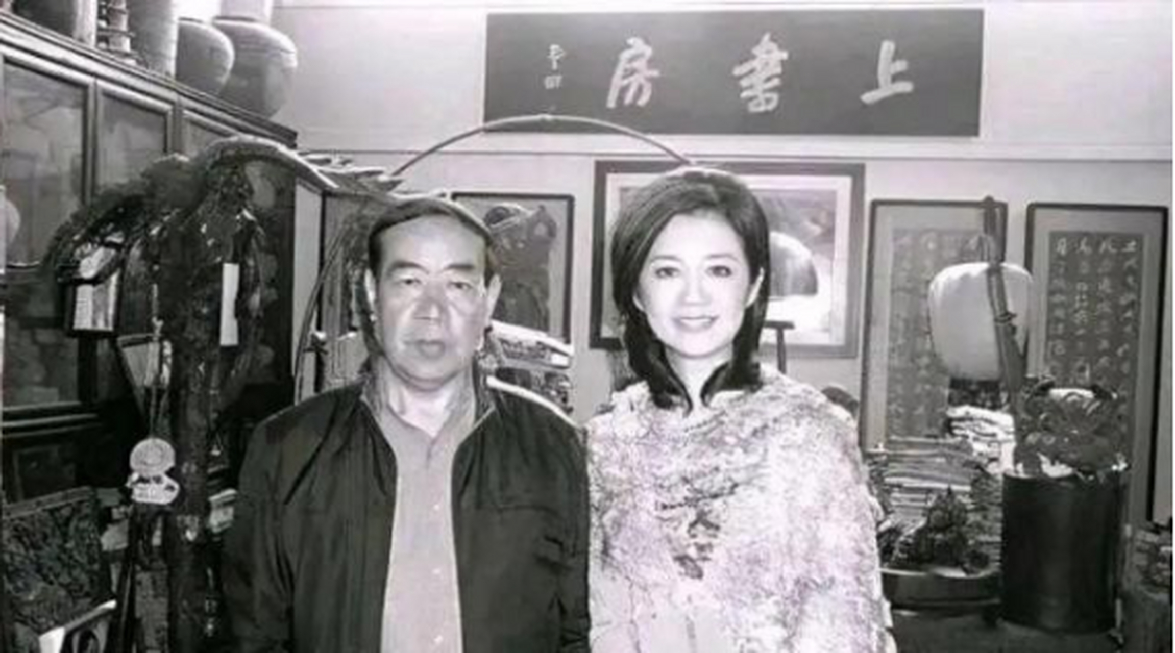 "1996年,贾平凹和郭梅结了婚.