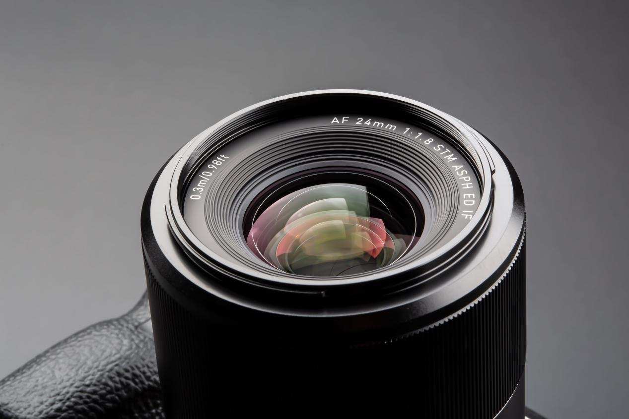 唯卓仕af 24mm f1.8 fe开箱体验:高性价比的全能选手
