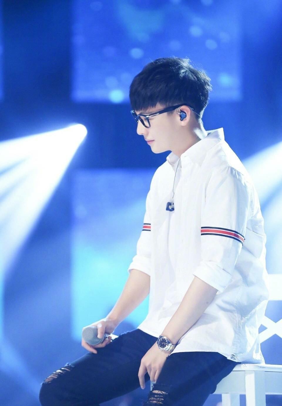 《追光吧!哥哥》胡夏:歌声动听,惊艳全场