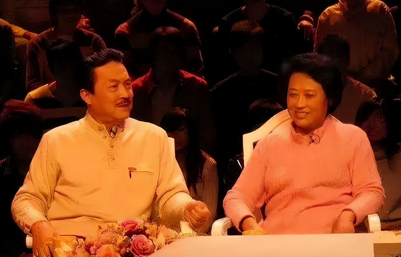 黄达亮遗孀金秋琴,三度患病丈夫不离不弃,痊愈后丈夫却猝死片场