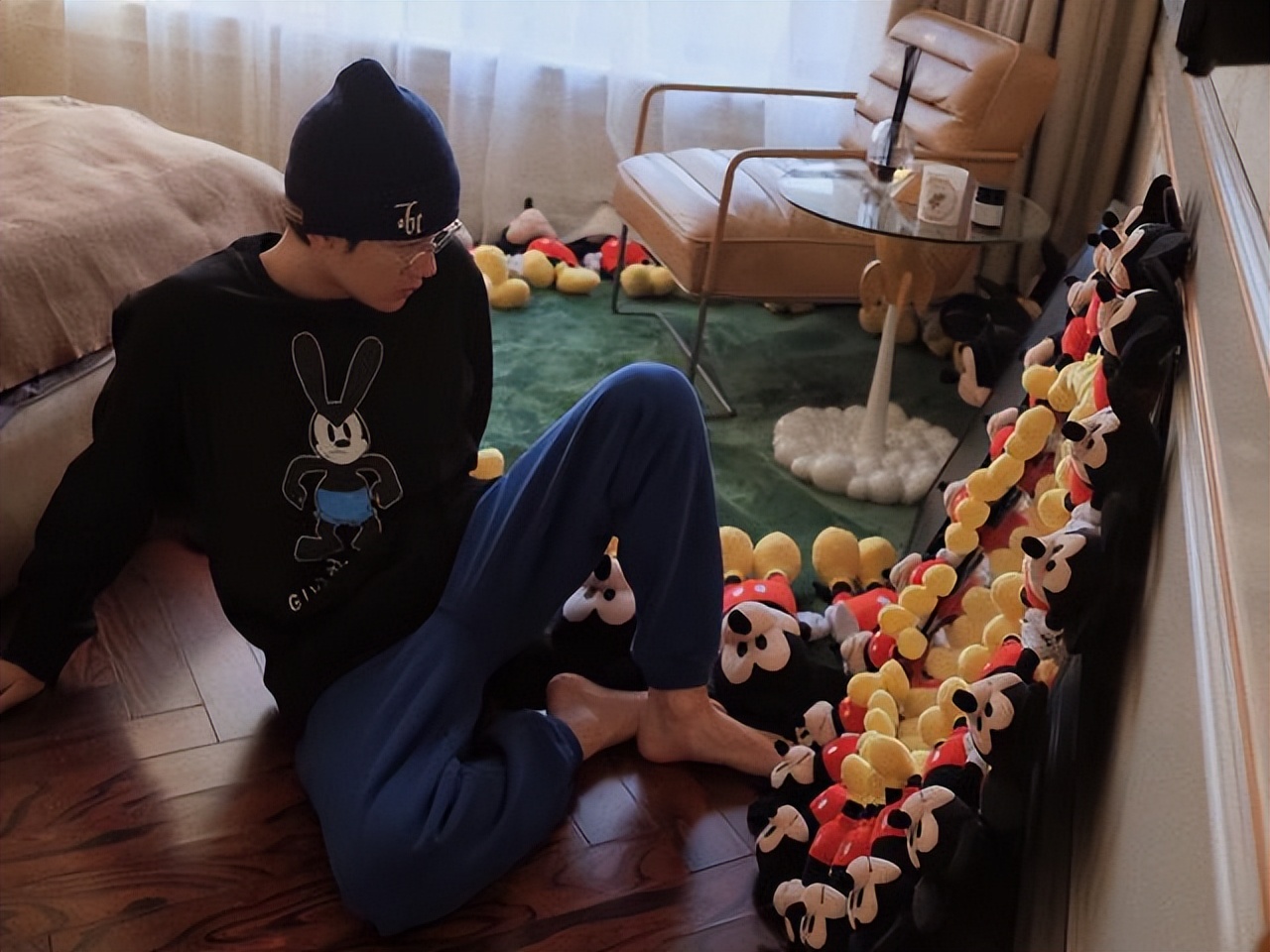 32岁檀健次的"豪宅"火了,装饰温馨,没有一丝俗气,真让人羡慕