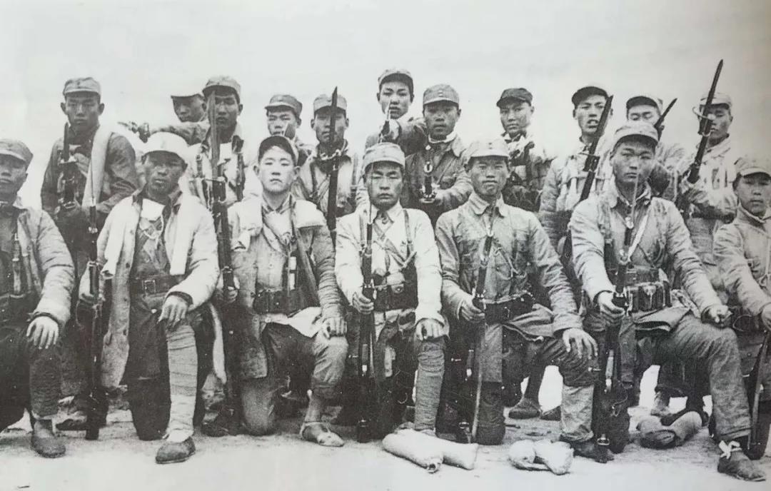 新四军活捉国军中将,有人提议用他换回叶挺,陈毅:装不认识放走