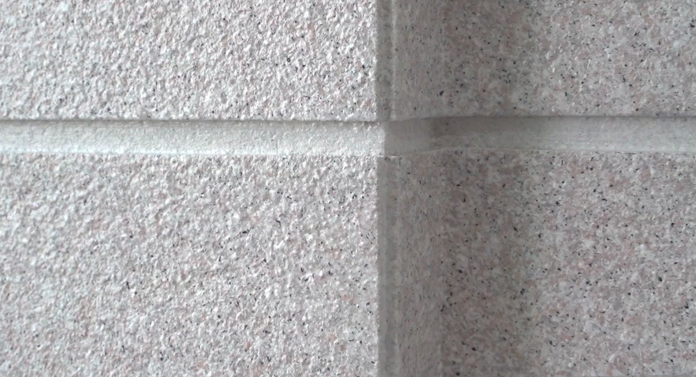 福建欧普森,外墙涂料水包砂出现色差要怎么处理?