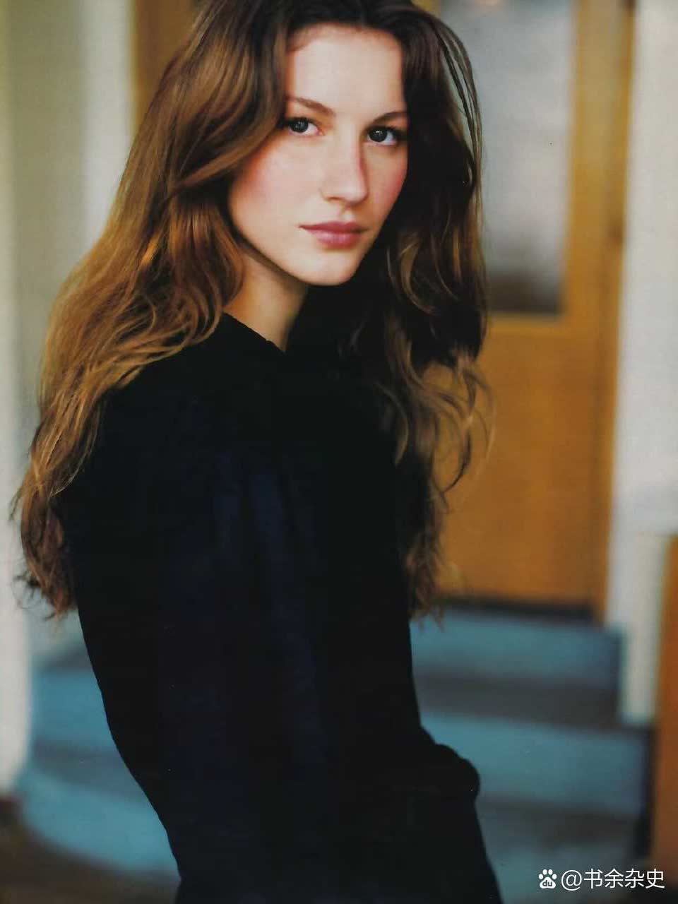 吉赛尔·邦辰早期照片曝光!1998年俄版《vogue》大片引爆回忆杀!