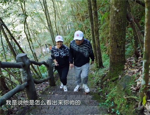 于谦的"李宁鞋"遭学生党疯抢,看到他上脚效果,网友:太潮了