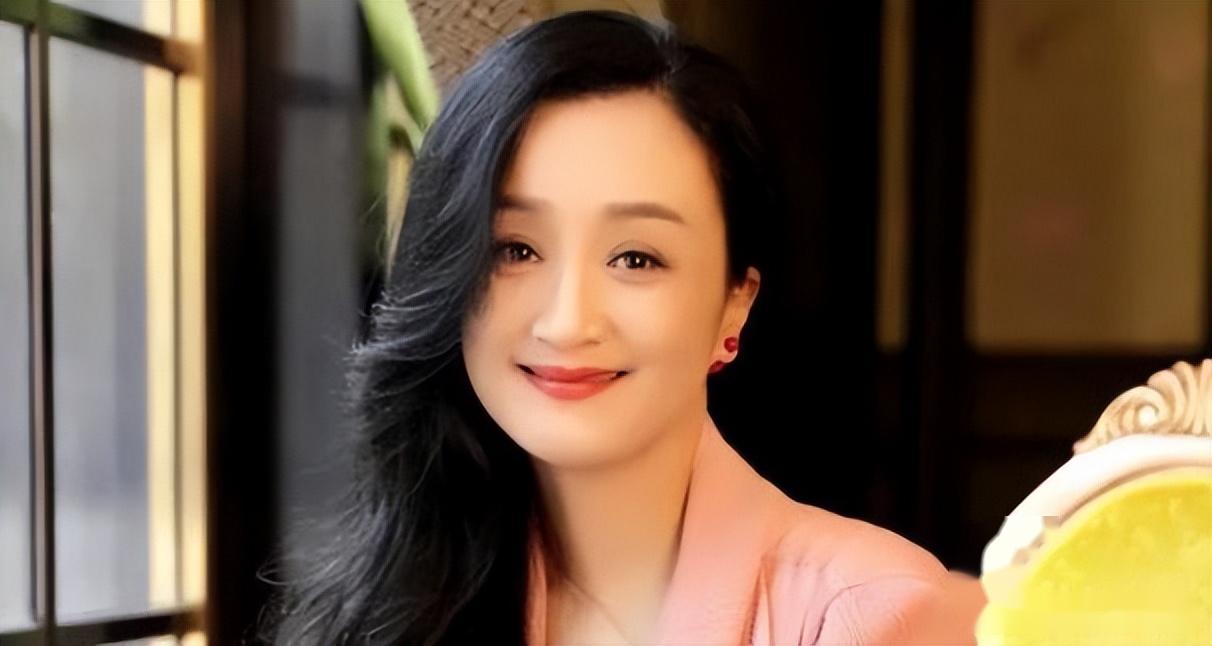 退休无儿无女别墅拍卖探寻杨昆的现况