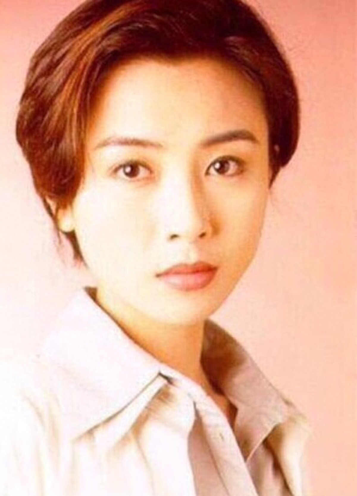 袁洁莹 回顾袁洁莹：曾和李嘉欣争男人又与同性相恋，53岁成“不婚主义”