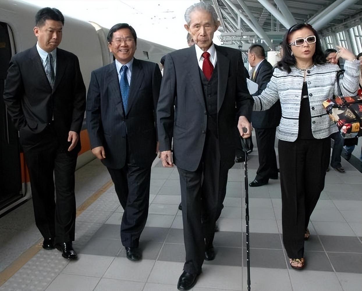 回顾亏大了王永庆在瑞士银行存400亿银行交300亿遗产税才能取