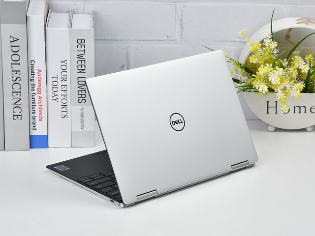 戴尔xps 13:极具便携性的笔记本电脑,能够满足工作和娱乐的需求