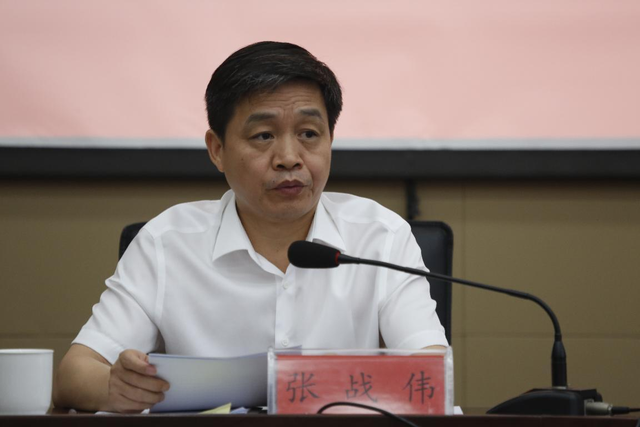 济源市委书记掌掴下属被查,举报者:丈夫为他考虑,结果反挨巴掌