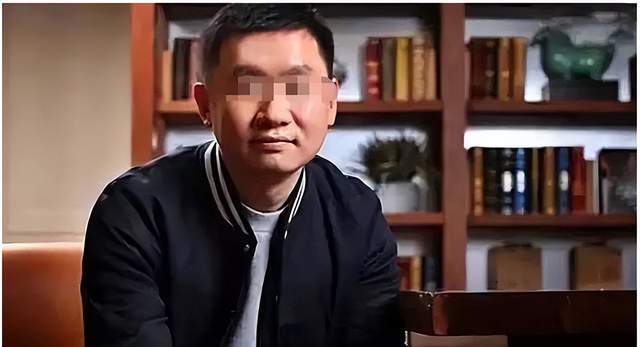富力老板深陷"行贿案"!背后隐秘资本局曝光,富二代却逃过一劫
