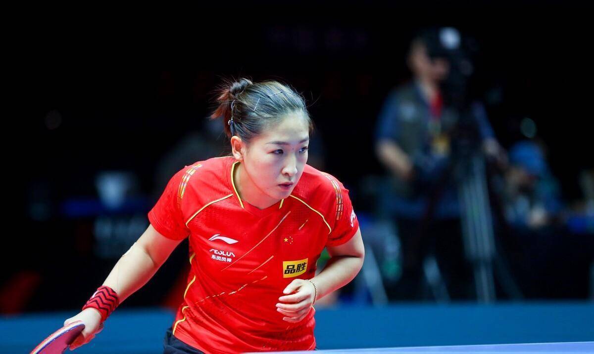 中国兵乓球喜讯,张继科开心,恭喜刘诗雯,8年圆梦