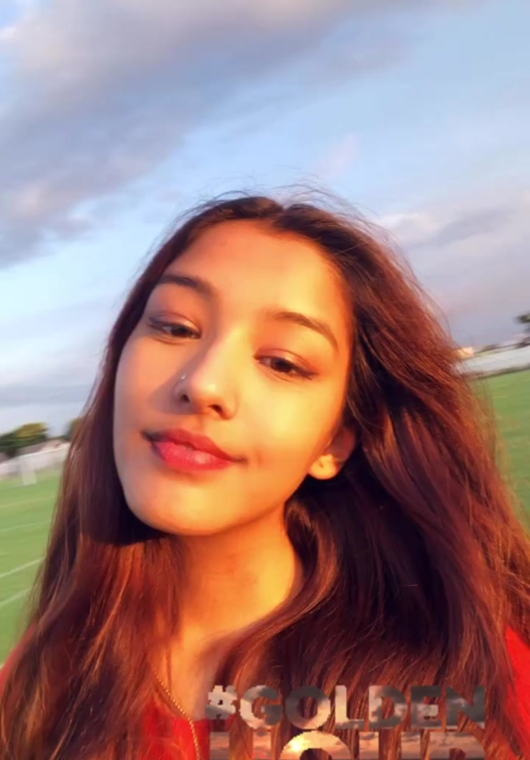 17岁尼泊尔小公主晒自拍颜值惊艳,这是什么神仙妹妹!太美了吧