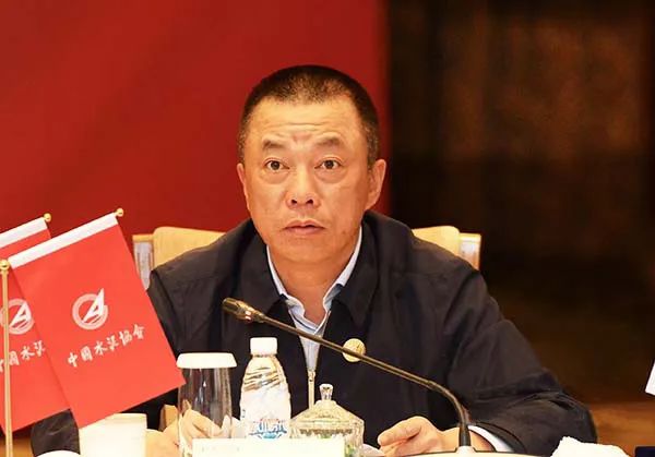 c12 3峰会 | 曹江林:科学减碳,重视减量,严格自律,共同推动水泥行业行