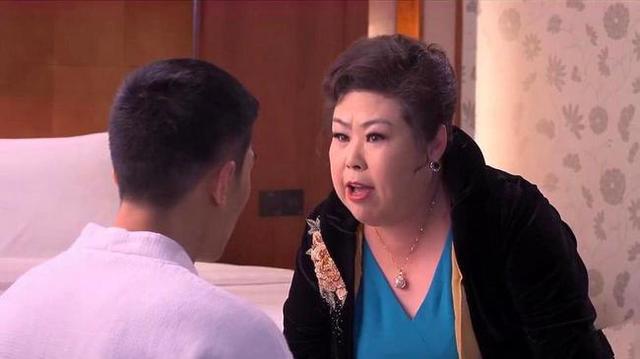 回顾:20岁小伙爱上40岁富婆,结婚才3个月,男子就十分上火