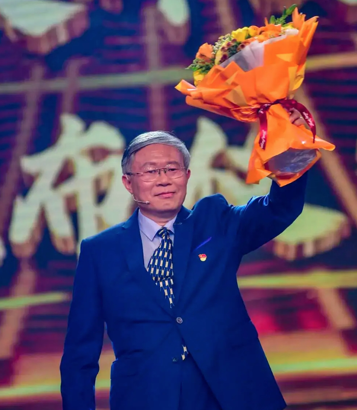 让昔日海珍走进千家万户,科技"牛人"包振民获山东省科学技术最高奖