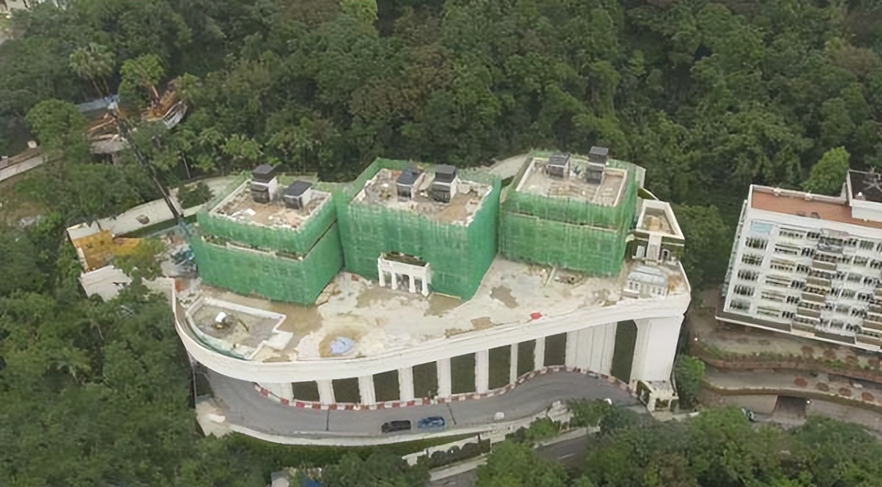 徐子淇又成赢家,公公李兆基花40亿为她盖豪宅,历经12年就要竣工