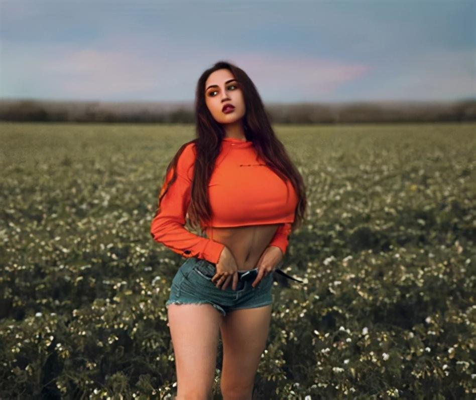 大d罩杯让她更具魅力,身材如此"挺美",难怪让很多人羡慕不已