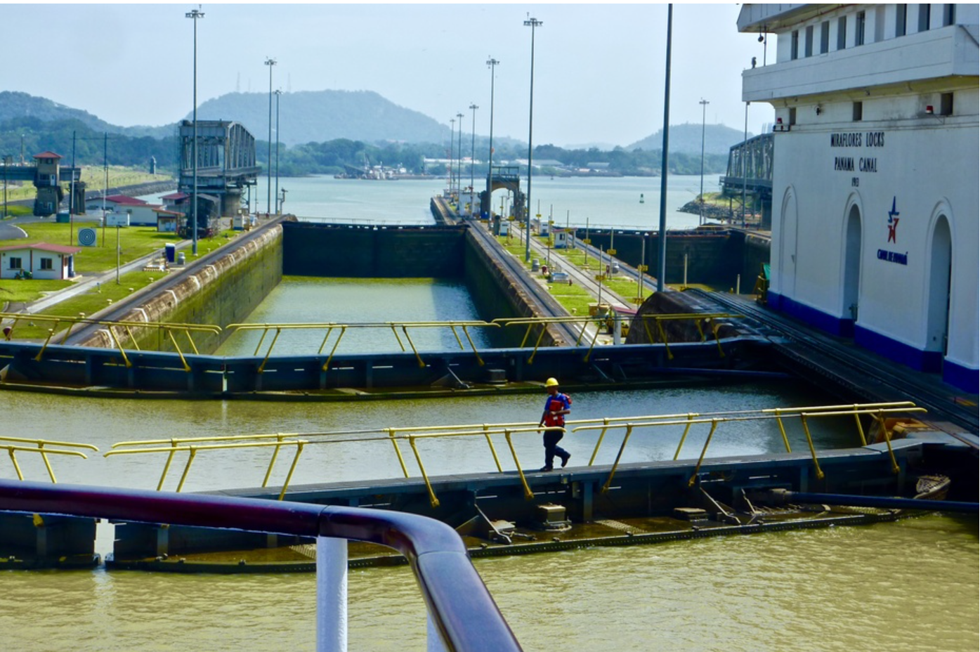 巴拿马运河再次堵船严重,有其他办法解决这个问题吗?