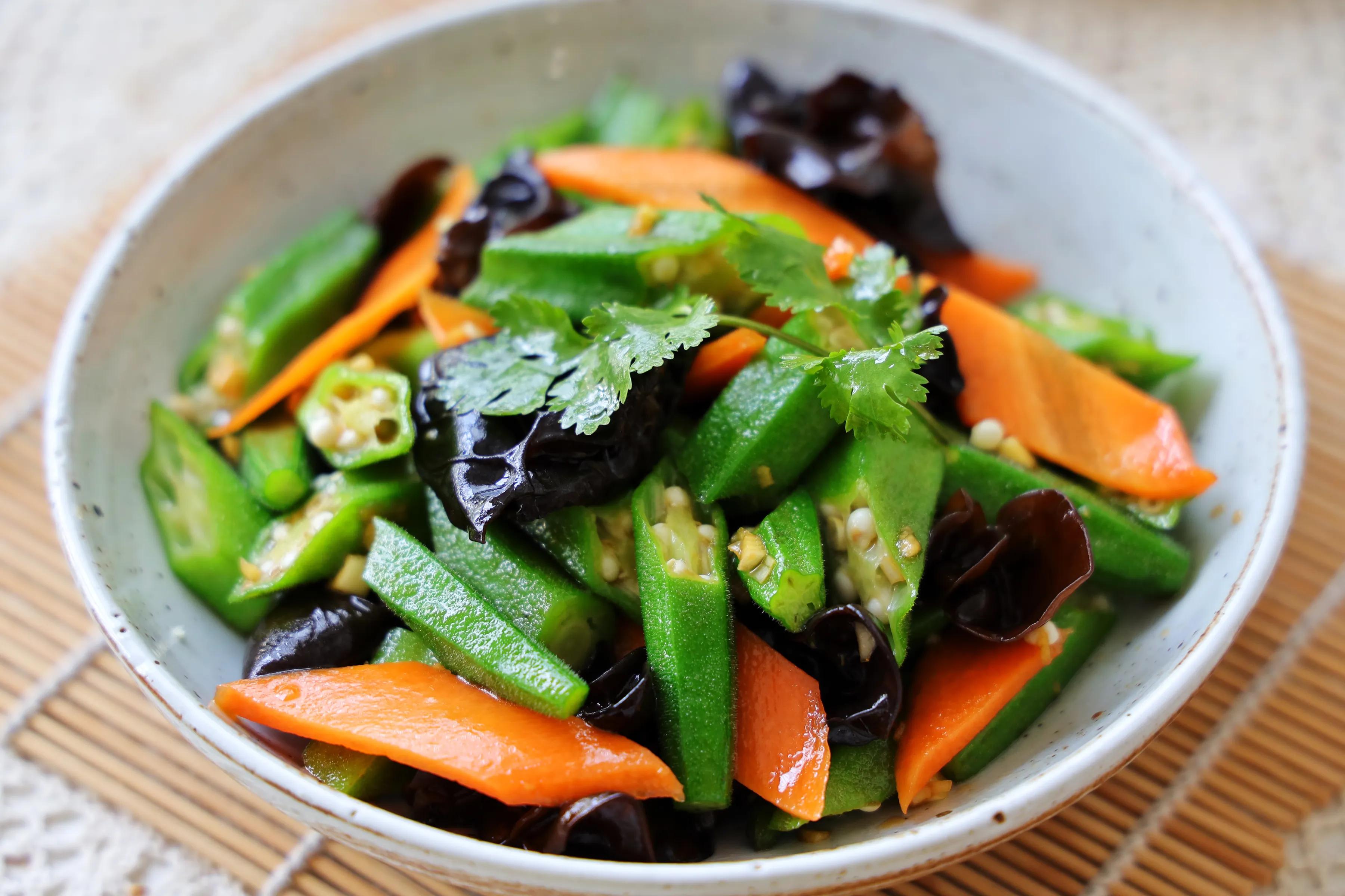 秋冬季节,我家常吃的3道素菜,好吃又营养,每次上桌都不够吃