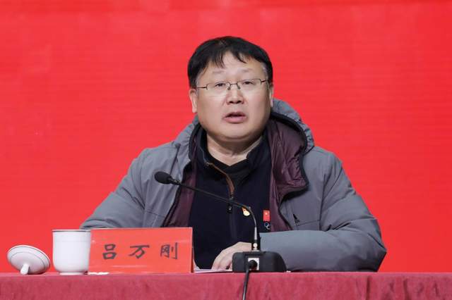 快讯!徐雁冰任武汉体育学院党委书记,此前任湖北省教育厅副厅长