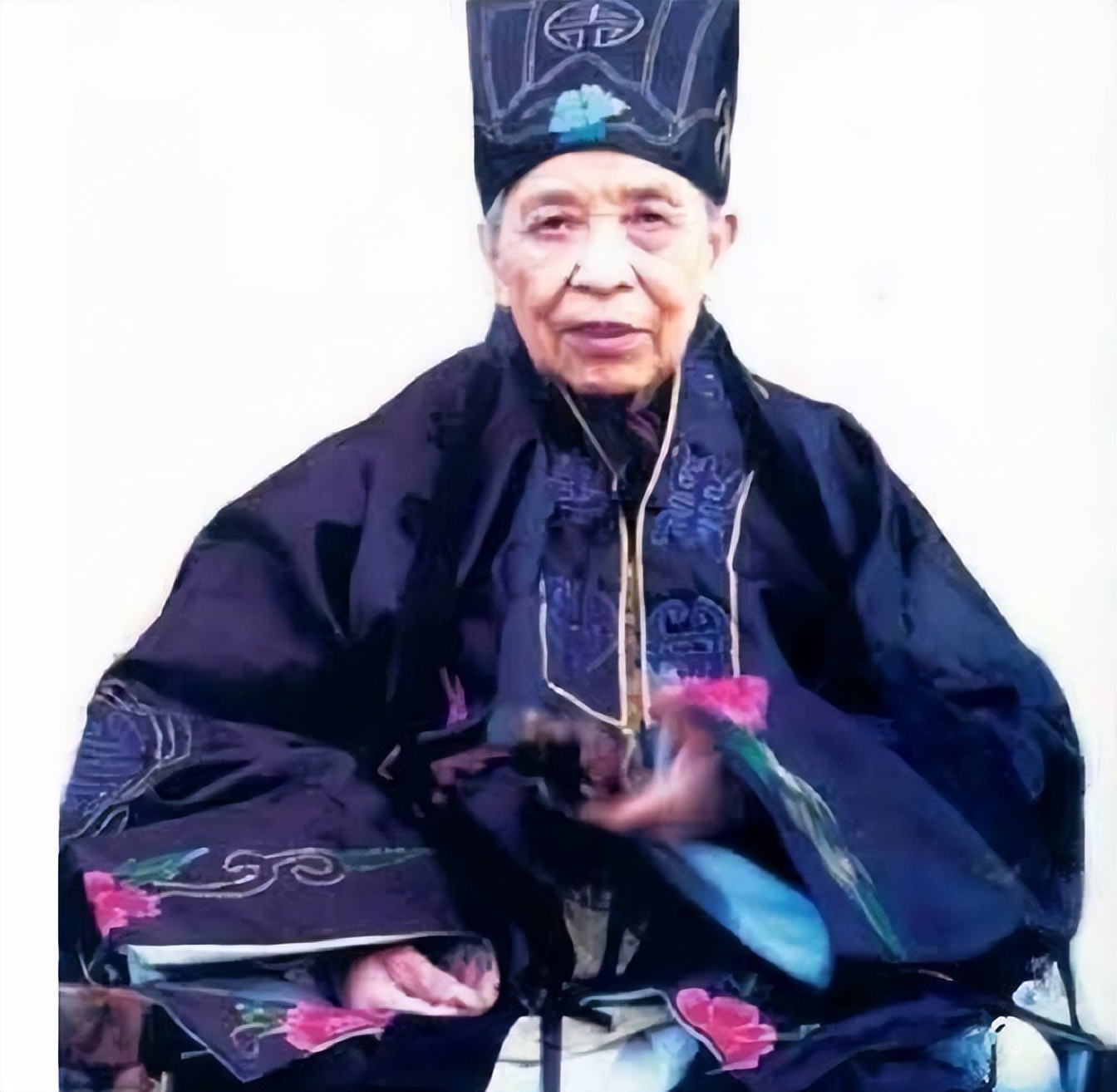 武当女道士李诚玉:活到118岁,晚年生黑发长新牙,临终留下3个字