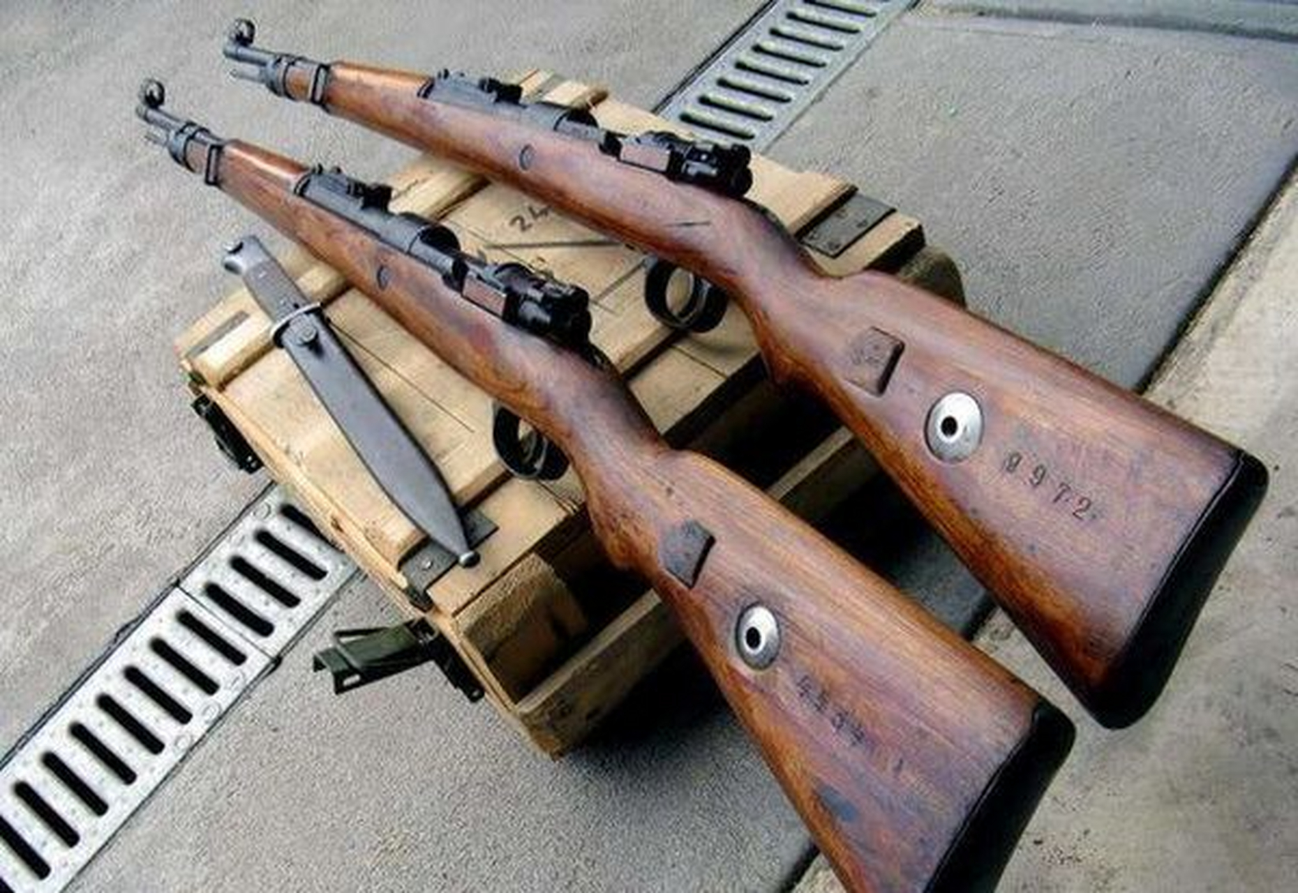 参加过抗日战争的老兵说:三八大盖的寿命是8000发子弹,如果枪在鬼子手