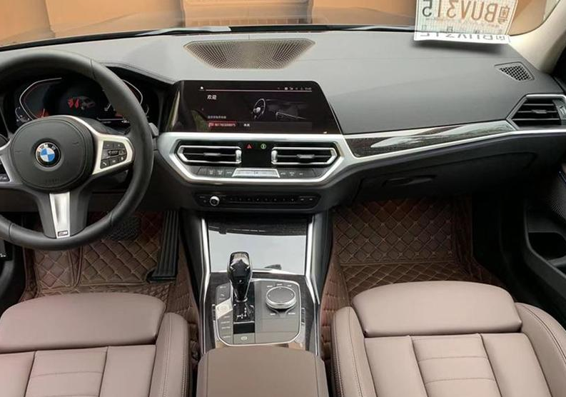 宝马3系不到25万拿下!销量狂涨,有这优惠奔驰c级还香吗?