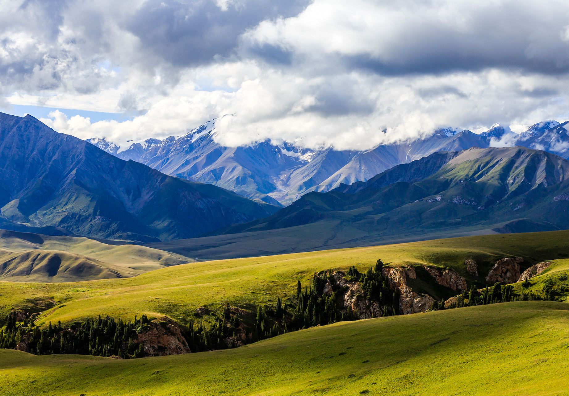 北京周边藏一个新疆小天山,是河北冷门赏秋地,神秘宁静还免费