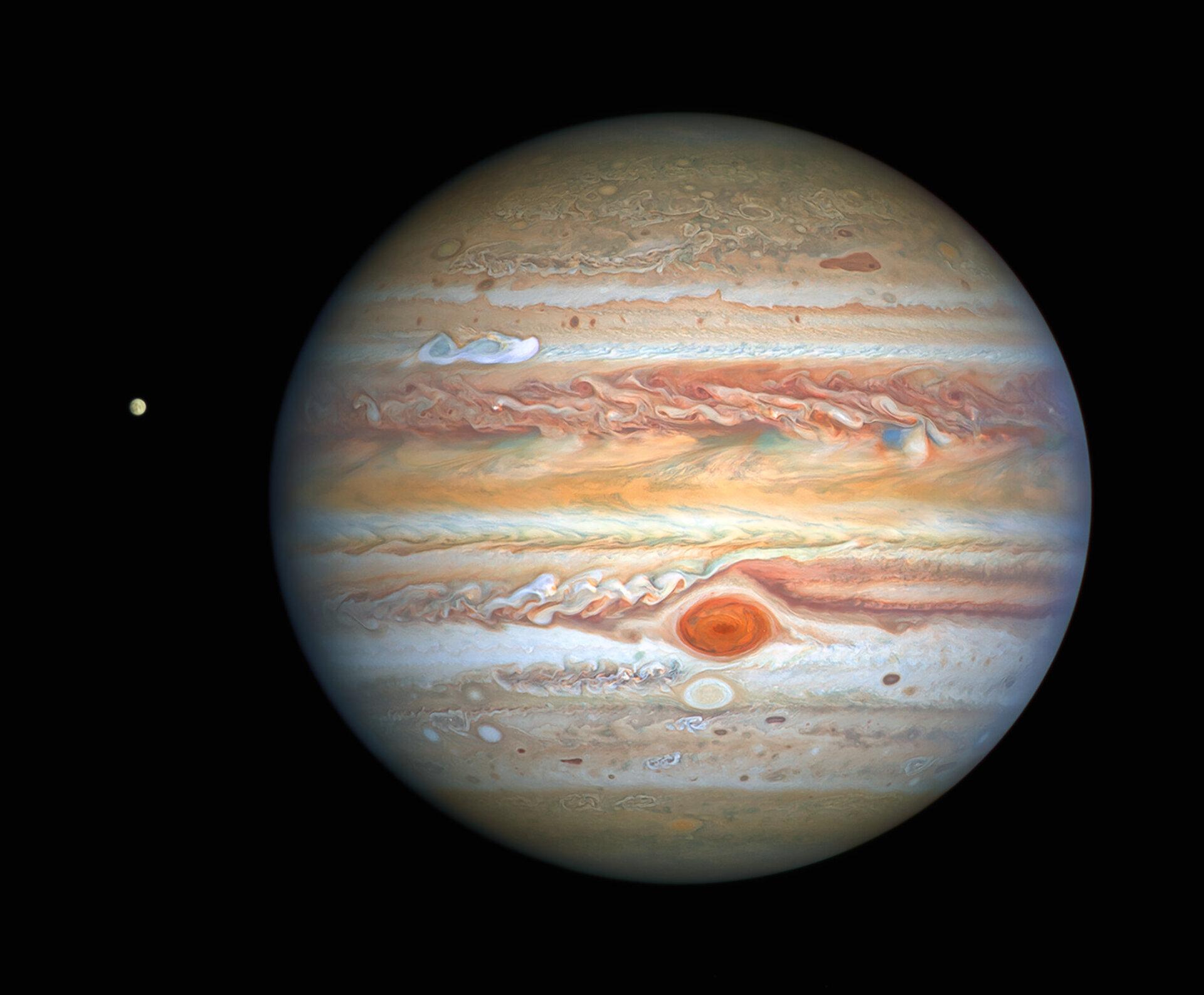 朱诺探测器再次拍到奇异景象,诡谲的木星云中究竟隐藏着什么?