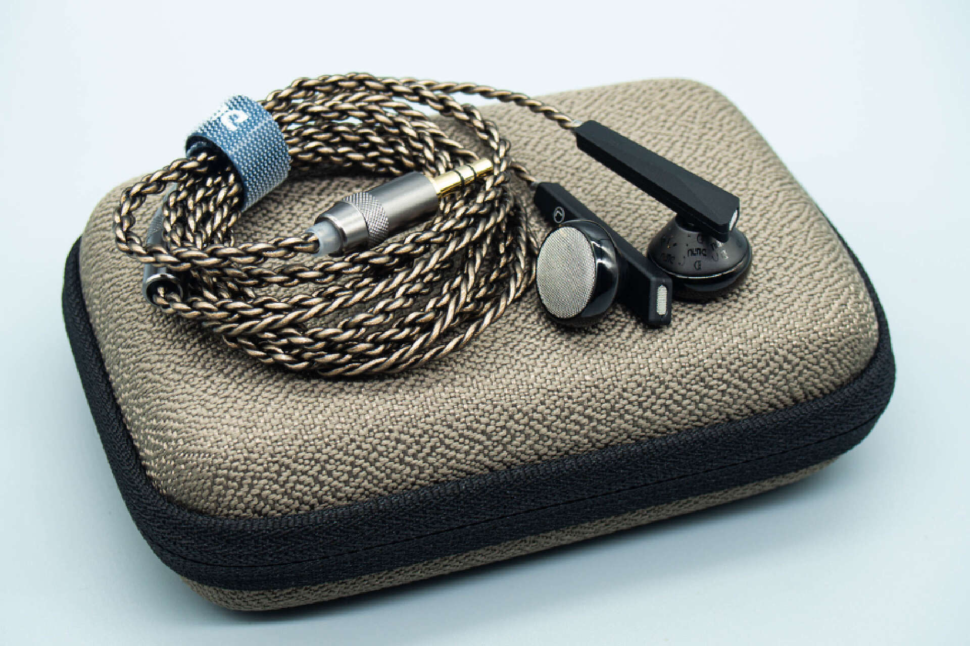 传承"alpha"之名!达音科新生代平头耳塞alpha 3