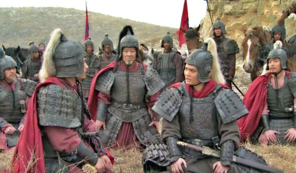 古代士兵行军作战,朝廷发的银子怎么保存?直接塞到兜里吗?