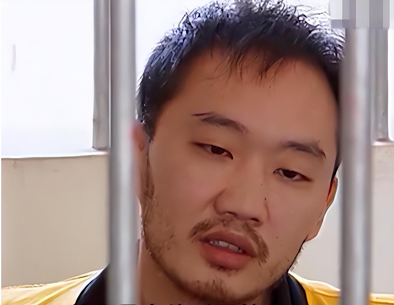 为了杀妻,邱小强整整谋划了两年,他想把顾苏在不知不觉中慢慢毒死,以