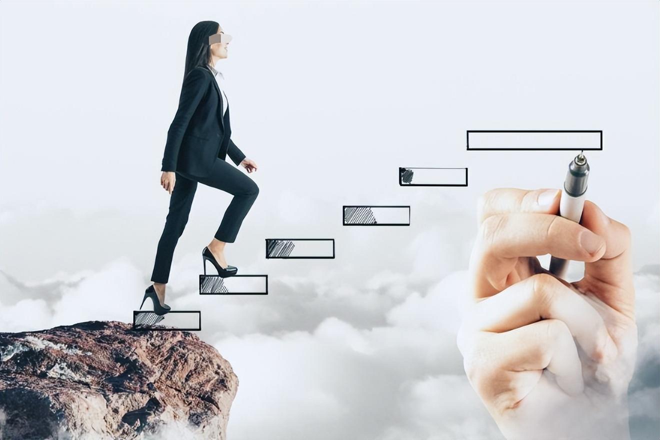 纪实:最美翘臀局长刘光明,靠屁股上位,花50万美容翘臀