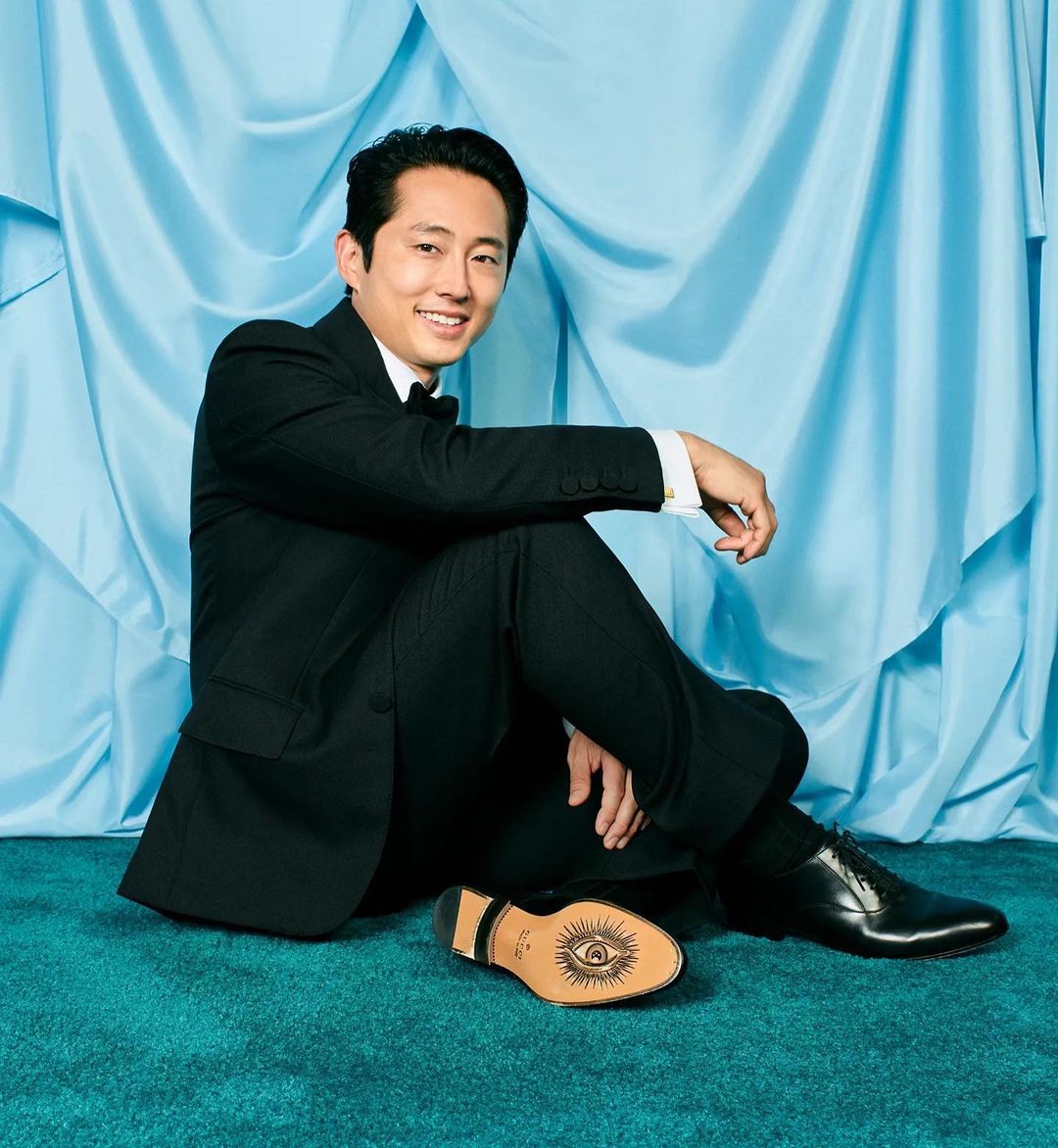 和妻子相遇是命中注定:steven yeun疯狂魅力,不是帅哥却出奇性感