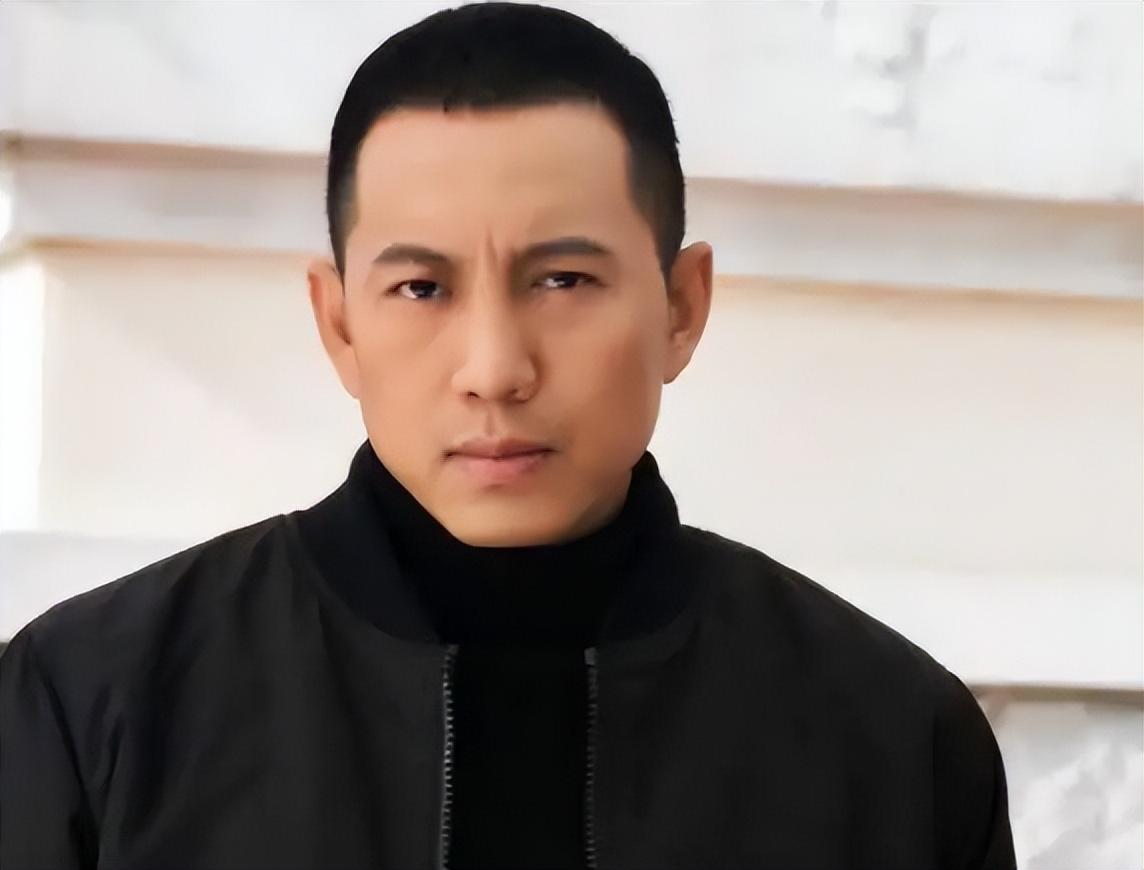 谷智鑫:34岁拍戏坠马瘫痪,女友照顾他8年,未办婚礼成遗憾