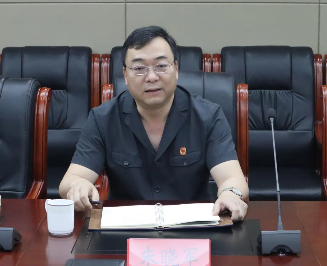 省驻点指导组朱铁军组长下沉扬中法院调研指导