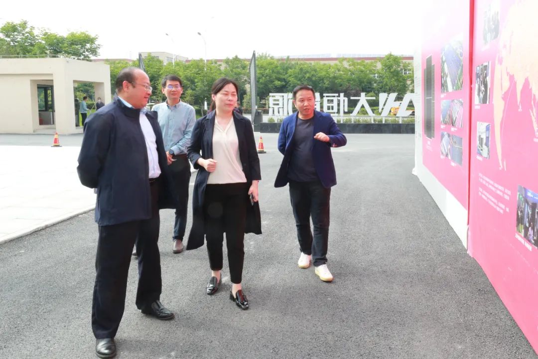 促进园区升级 优化营商环境 在转型跨越的路上行稳致远