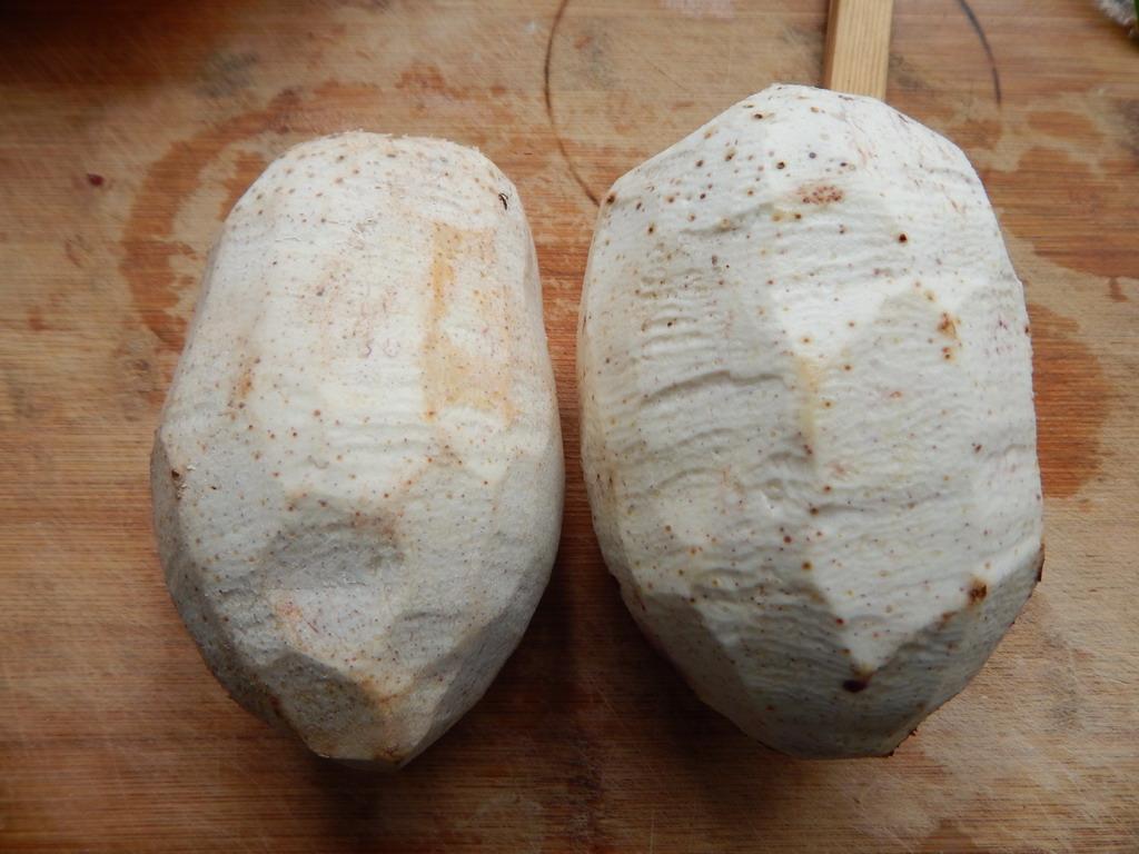 买芋头,挑"大的"还是"小的"?教你3个小妙招,个个粉糯香甜