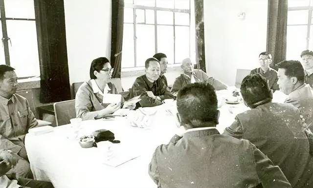 芮杏文:18岁入党,58岁任上海市委书记,78岁病逝,儿子成就非凡