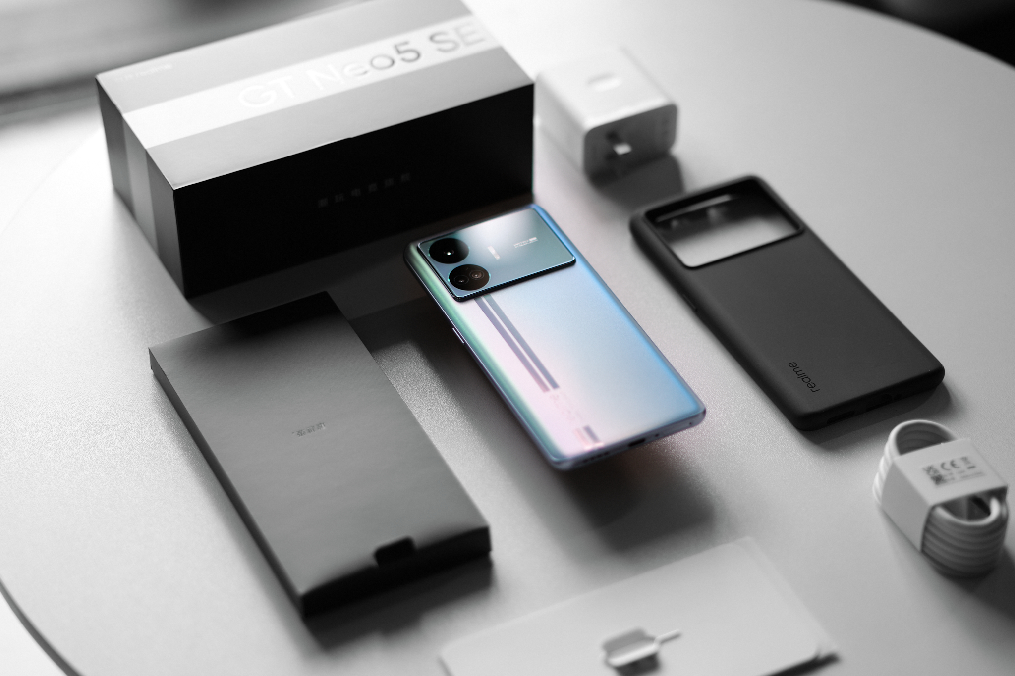 真我gt neo5 se:你永远可以相信敢越级