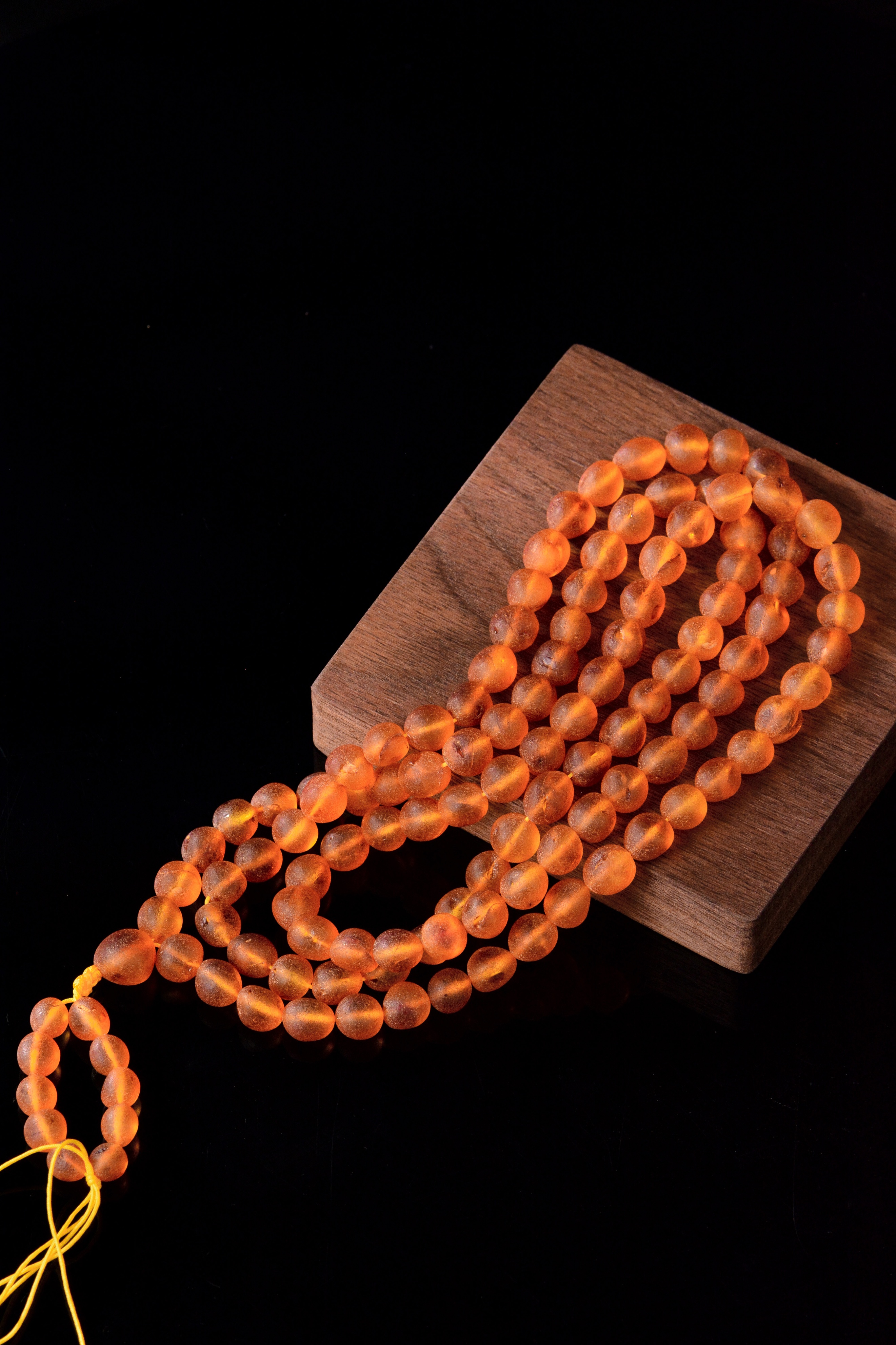 市场价格一路飙升的琥珀蜜蜡,收藏价值如何?